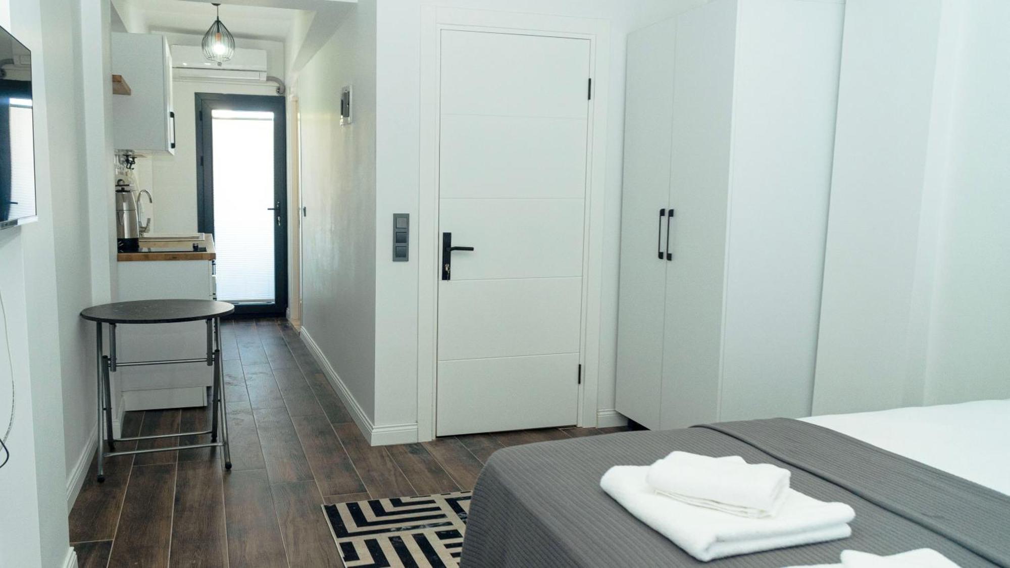 Port Marmaris Rooms ภายนอก รูปภาพ
