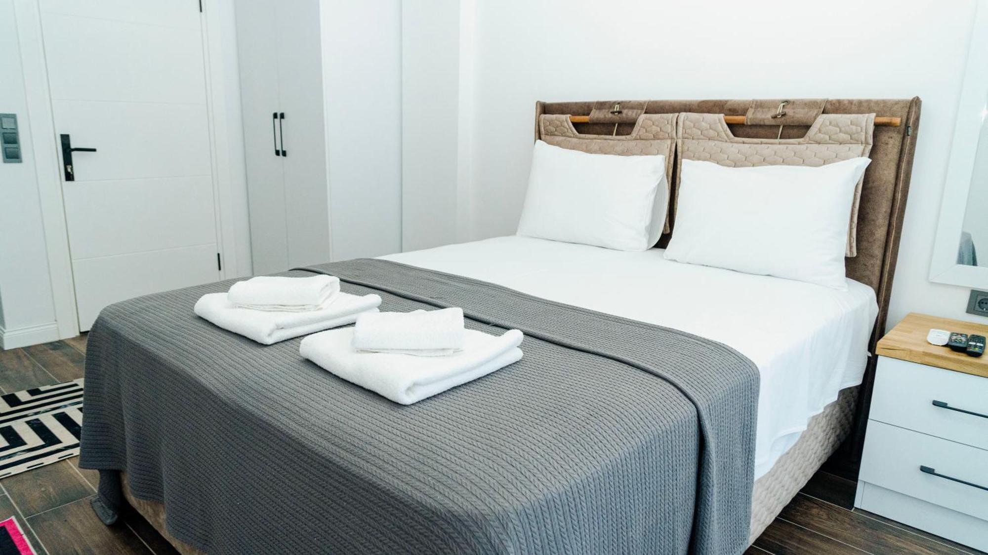 Port Marmaris Rooms ภายนอก รูปภาพ